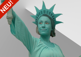 Lebende Freiheitsstatue als walkAct